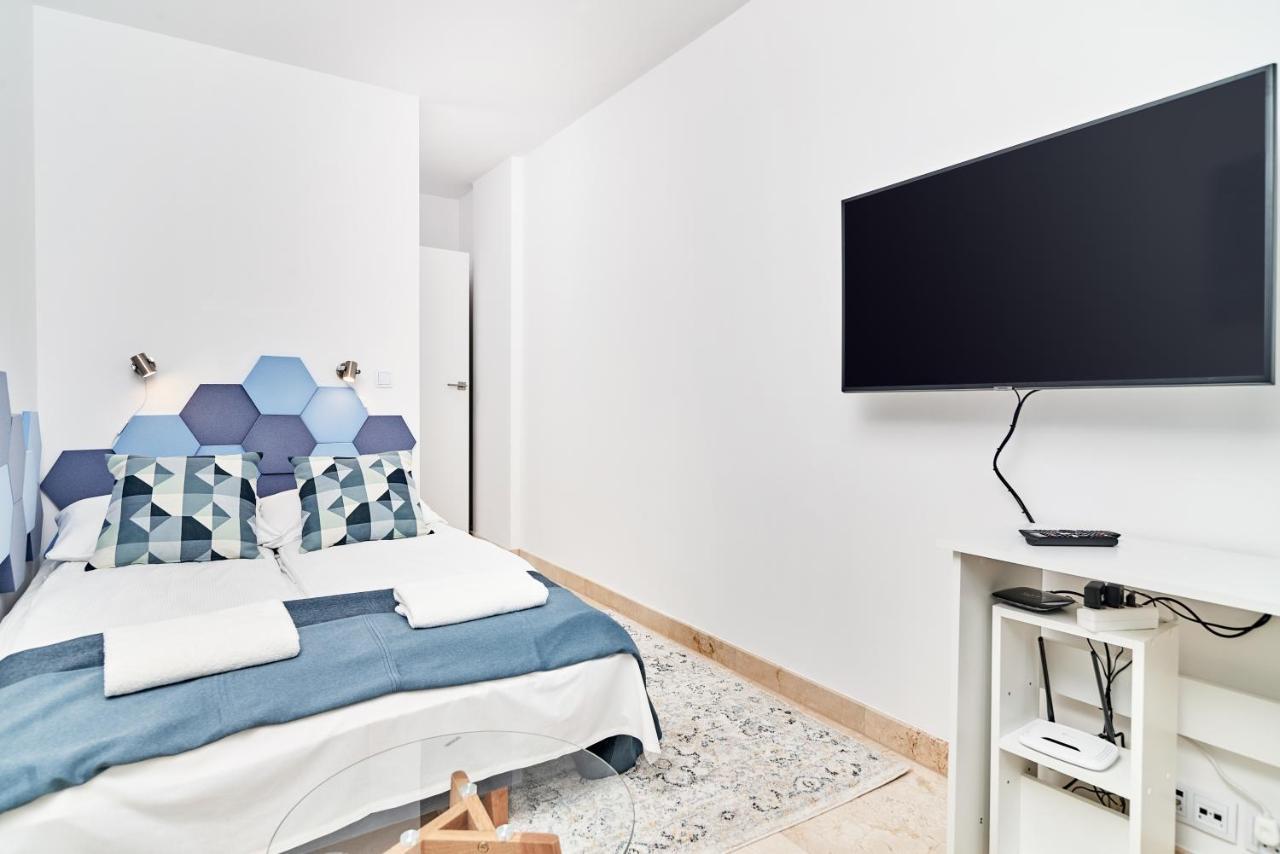 Apartments Wroclaw Pulaskiego By Noclegi Renters Luaran gambar